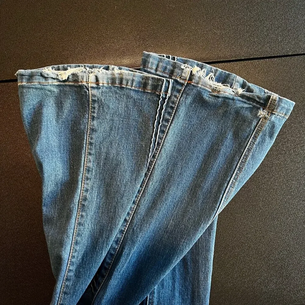 Revice denim, Roller girl flare jeans - Picture 10 of 10